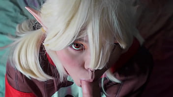 Adventurous teen Klee performs oral sex in cosplay